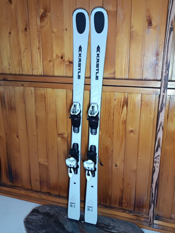 LYŽE KASTLE QUARTZ 72 150CM